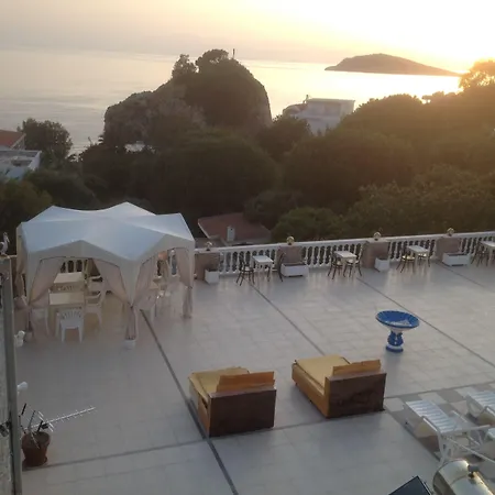 Апартаменты Alkyonis *