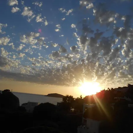 Alkyonis Lägenhet *